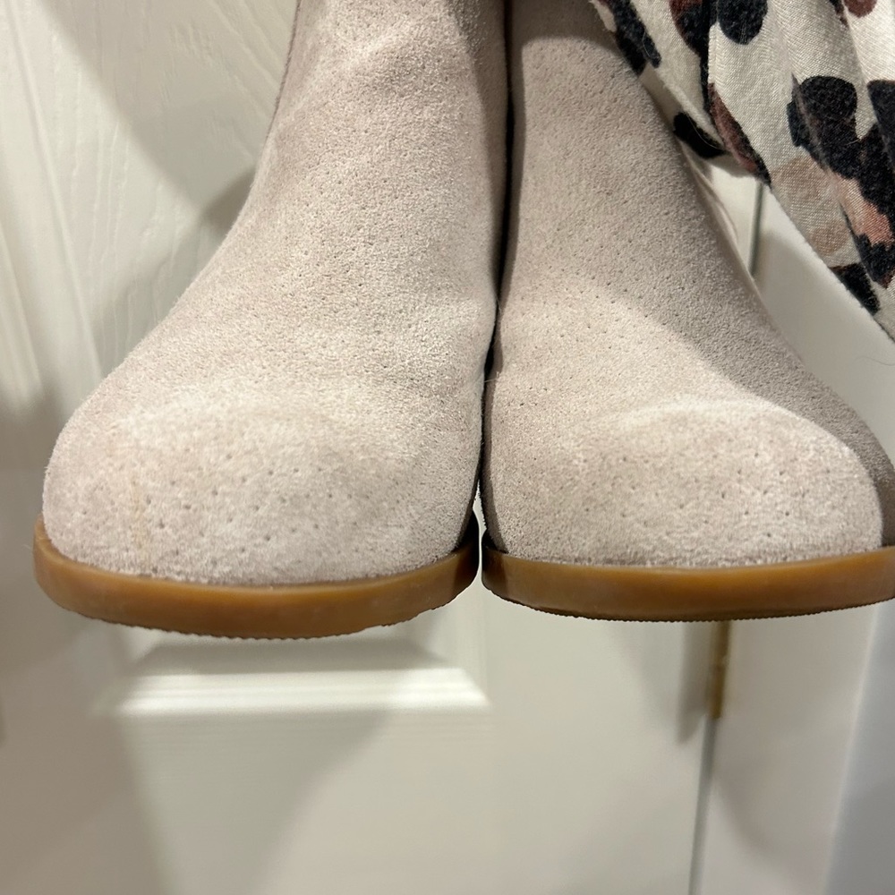 Sorel Lolla Cut Out Bootie- Soft Taupe